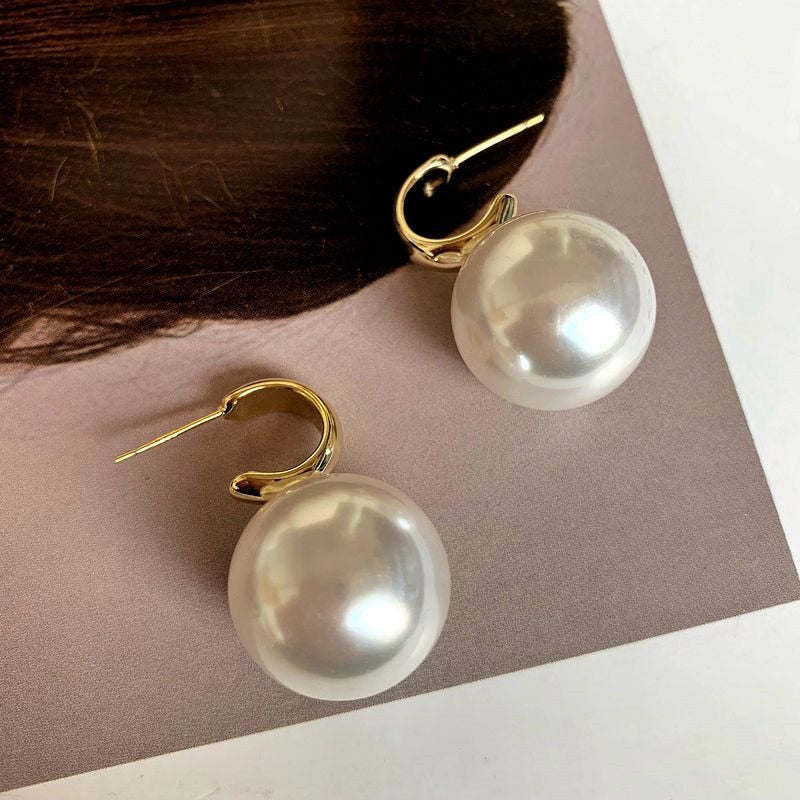 COCO BARO pearl earrings